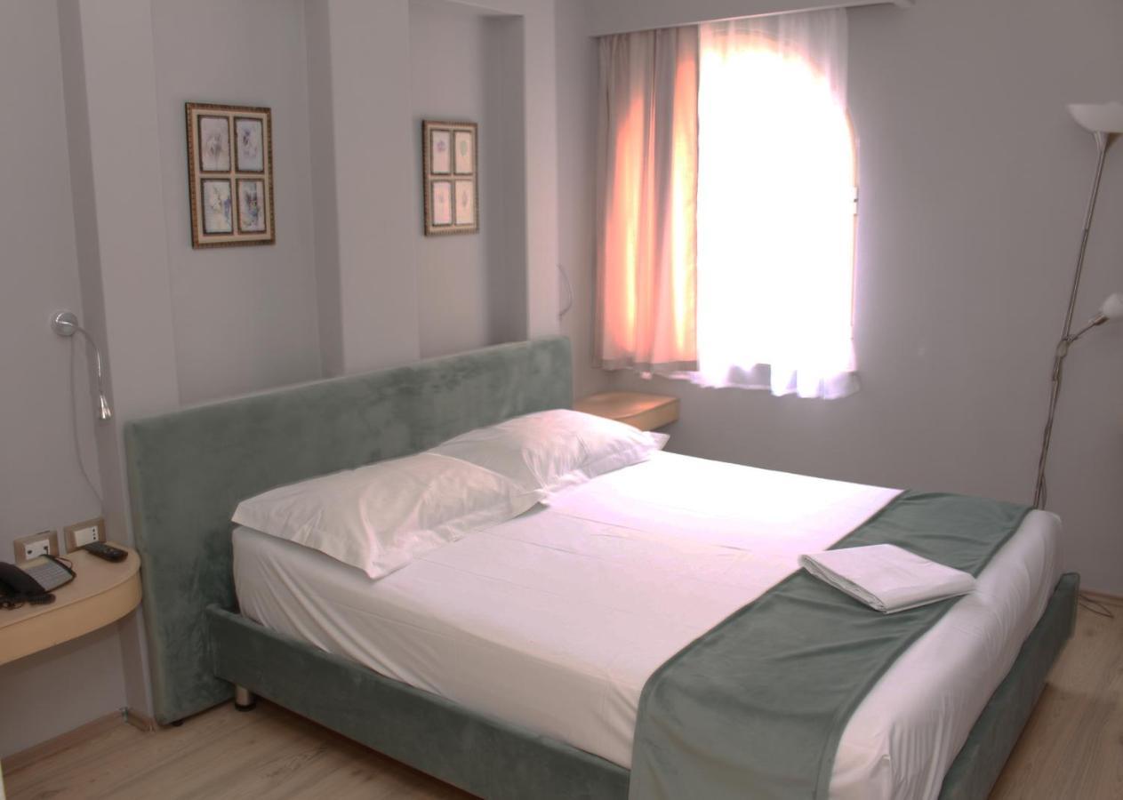 Theranda Boutique Hotel Τίρανα Εξωτερικό φωτογραφία