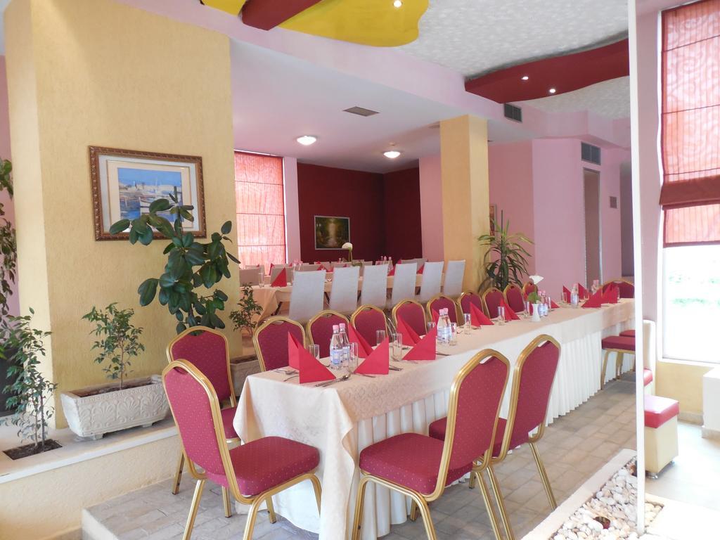 Theranda Boutique Hotel Τίρανα Εξωτερικό φωτογραφία