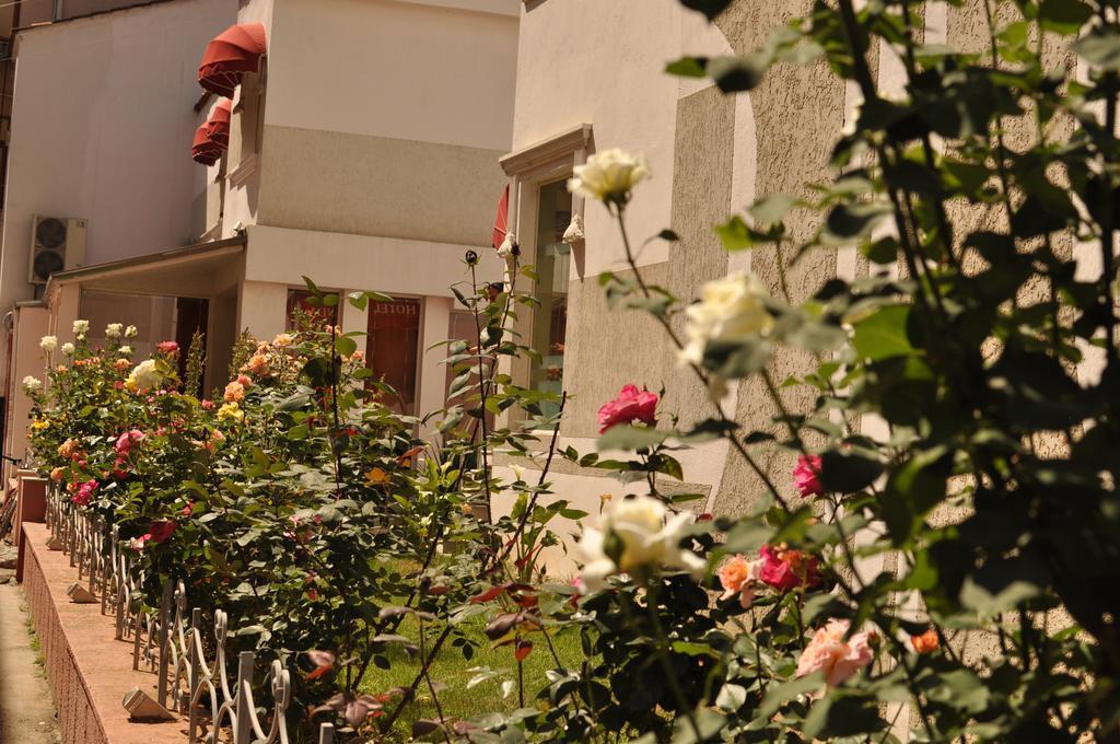 Theranda Boutique Hotel Τίρανα Εξωτερικό φωτογραφία