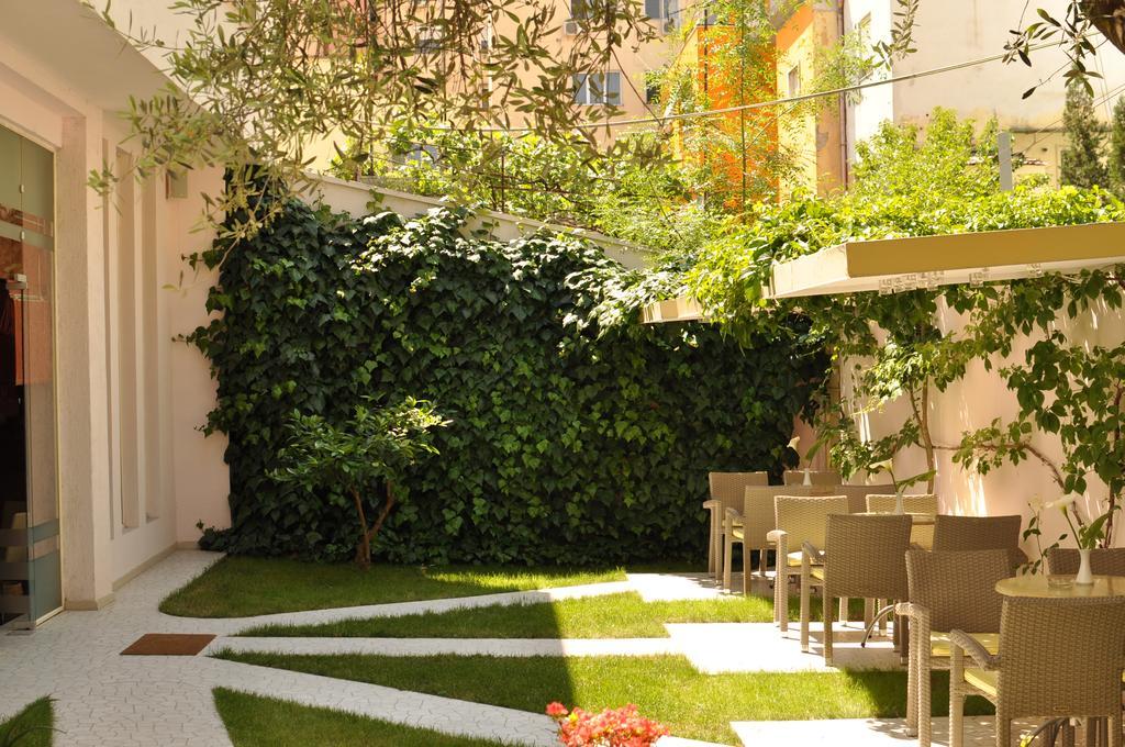 Theranda Boutique Hotel Τίρανα Εξωτερικό φωτογραφία