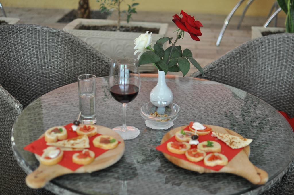 Theranda Boutique Hotel Τίρανα Εξωτερικό φωτογραφία