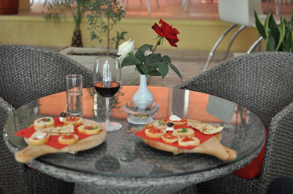 Theranda Boutique Hotel Τίρανα Εξωτερικό φωτογραφία
